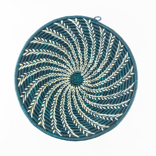 Grass-Woven Basket, Green Vine